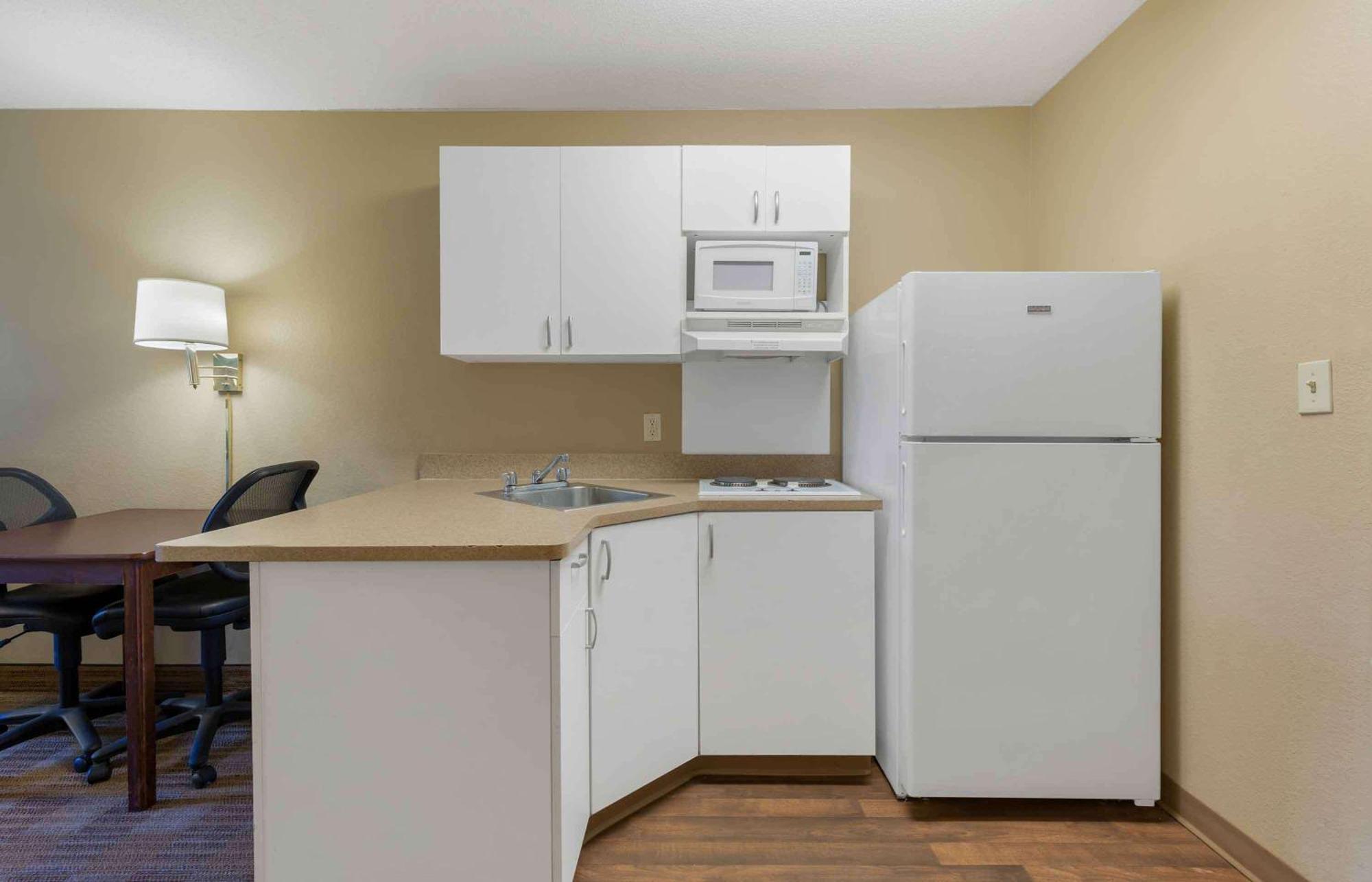 Extended Stay America Suites - Orange County - לייק פורסט מראה חיצוני תמונה