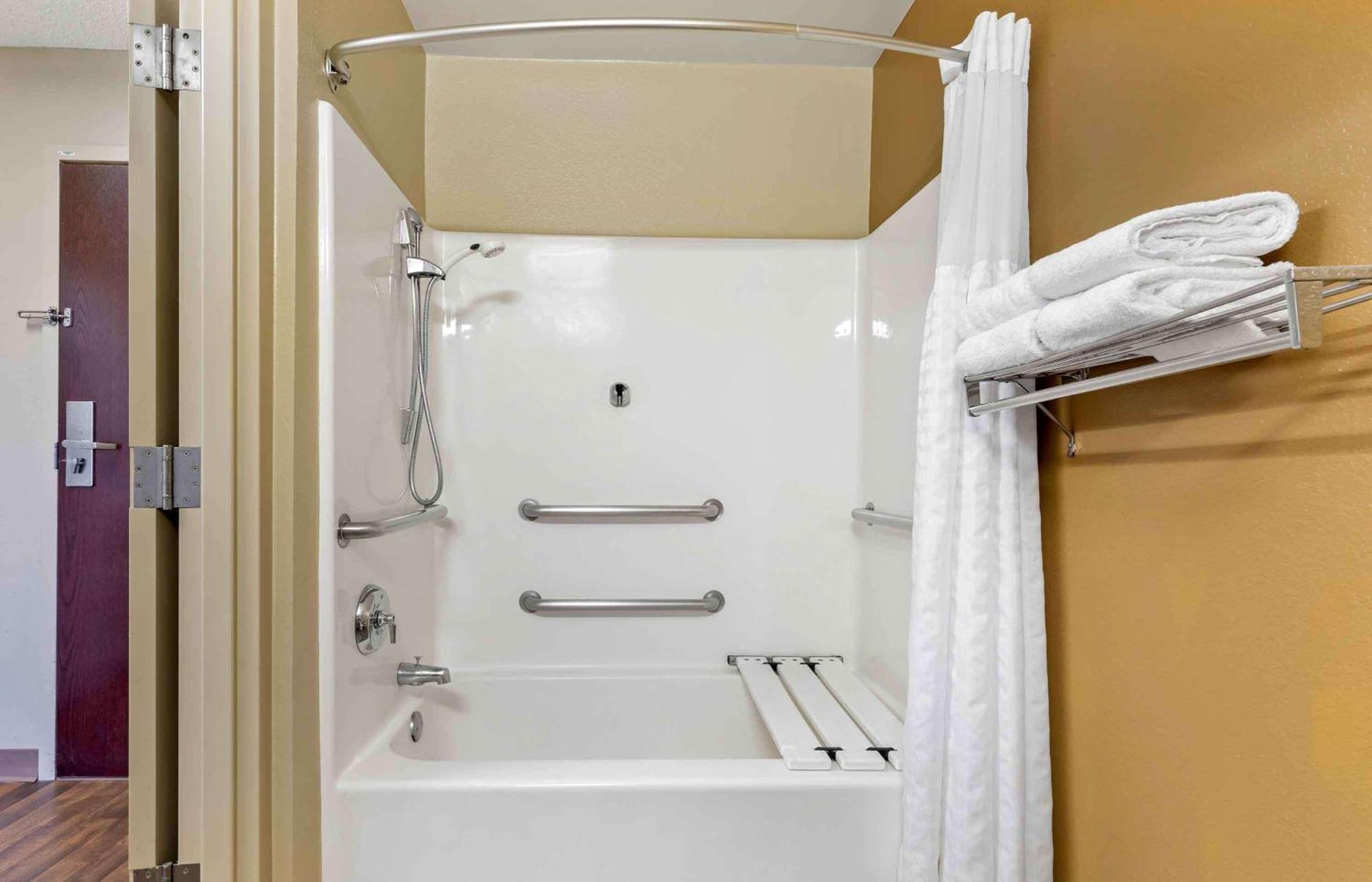 Extended Stay America Suites - Orange County - לייק פורסט מראה חיצוני תמונה