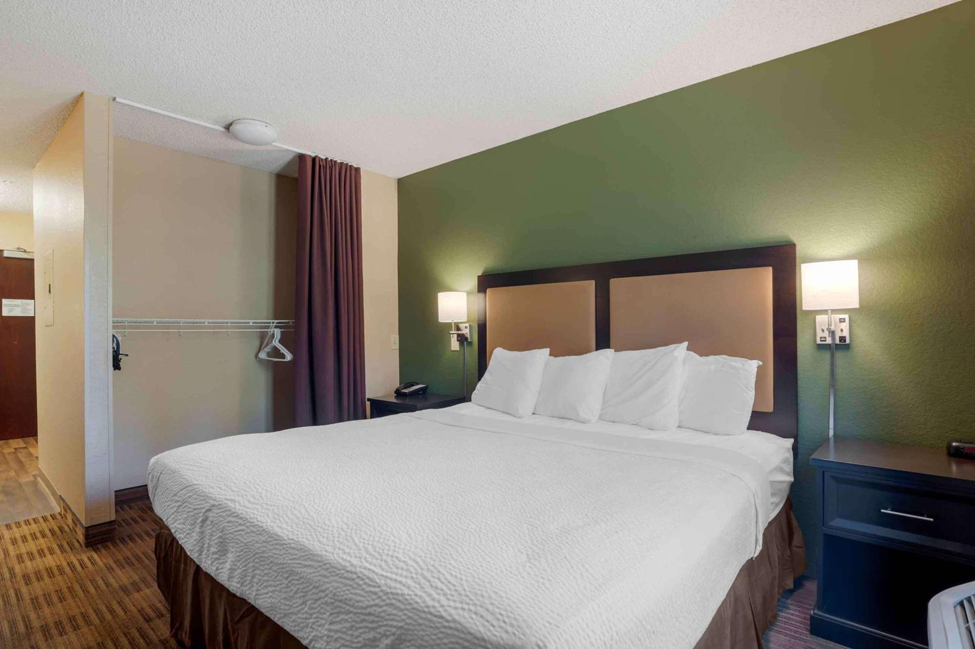 Extended Stay America Suites - Orange County - לייק פורסט מראה חיצוני תמונה