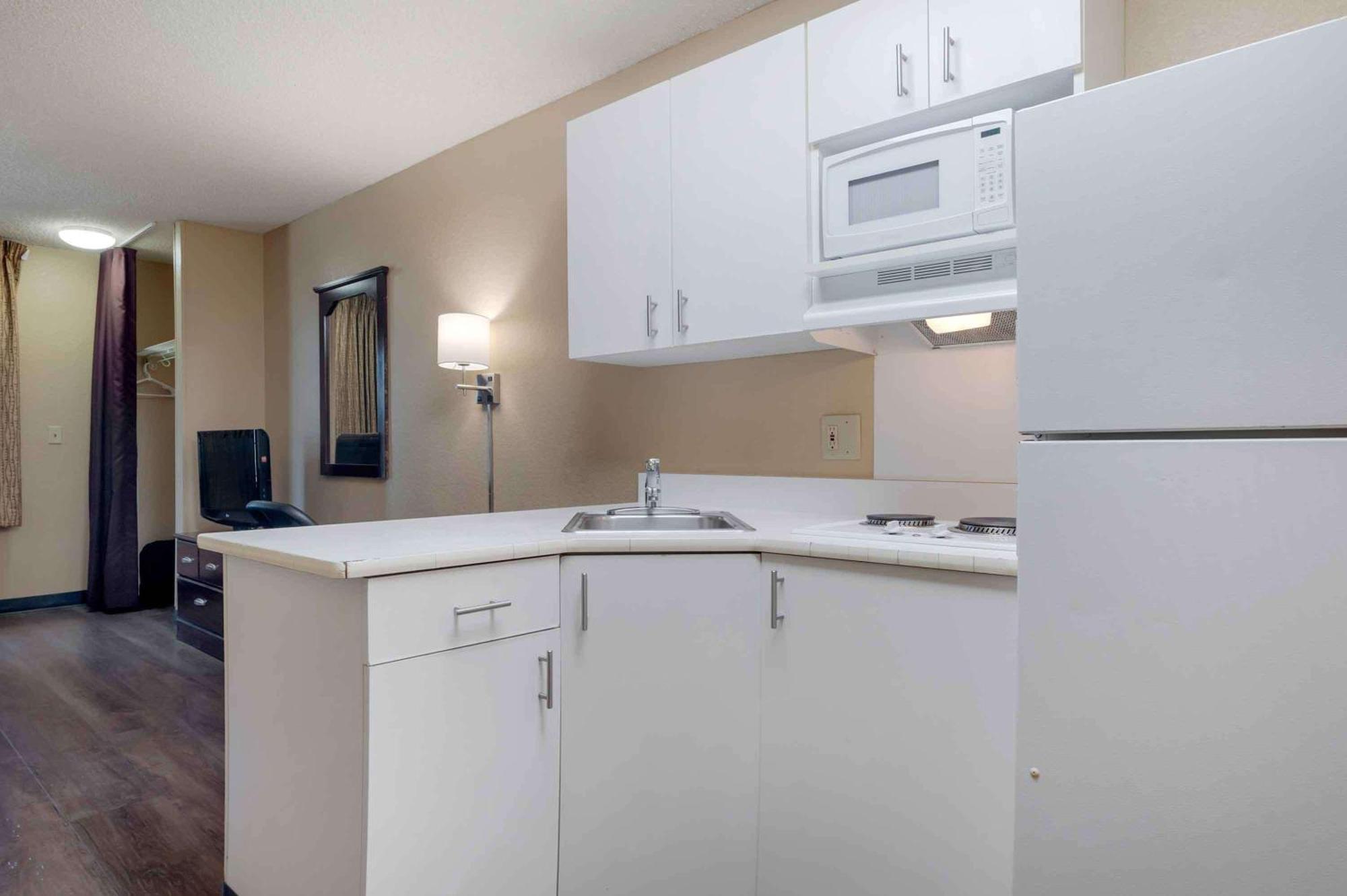 Extended Stay America Suites - Orange County - לייק פורסט מראה חיצוני תמונה